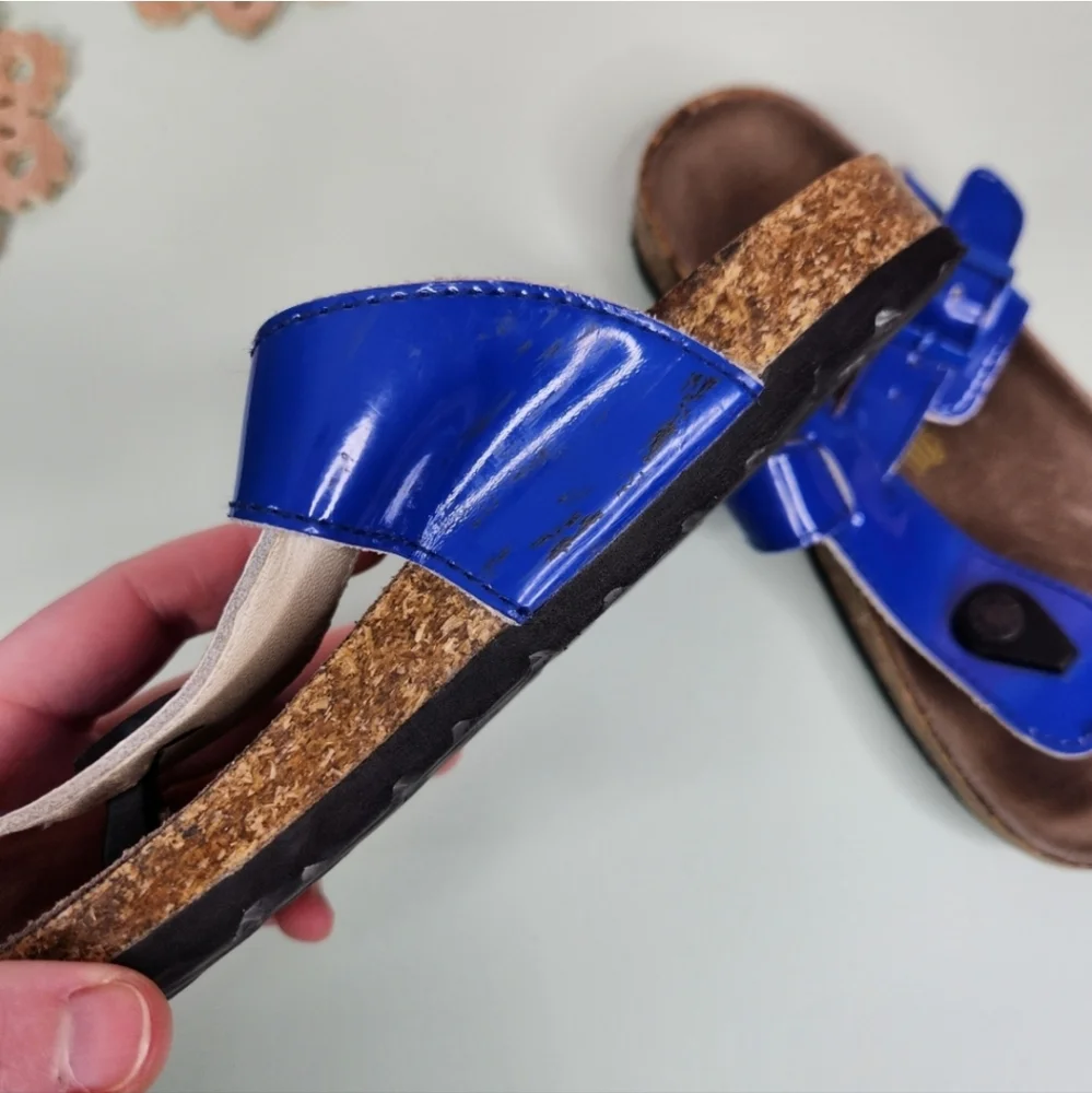 Birkenstock Patent Gizeh Sandals